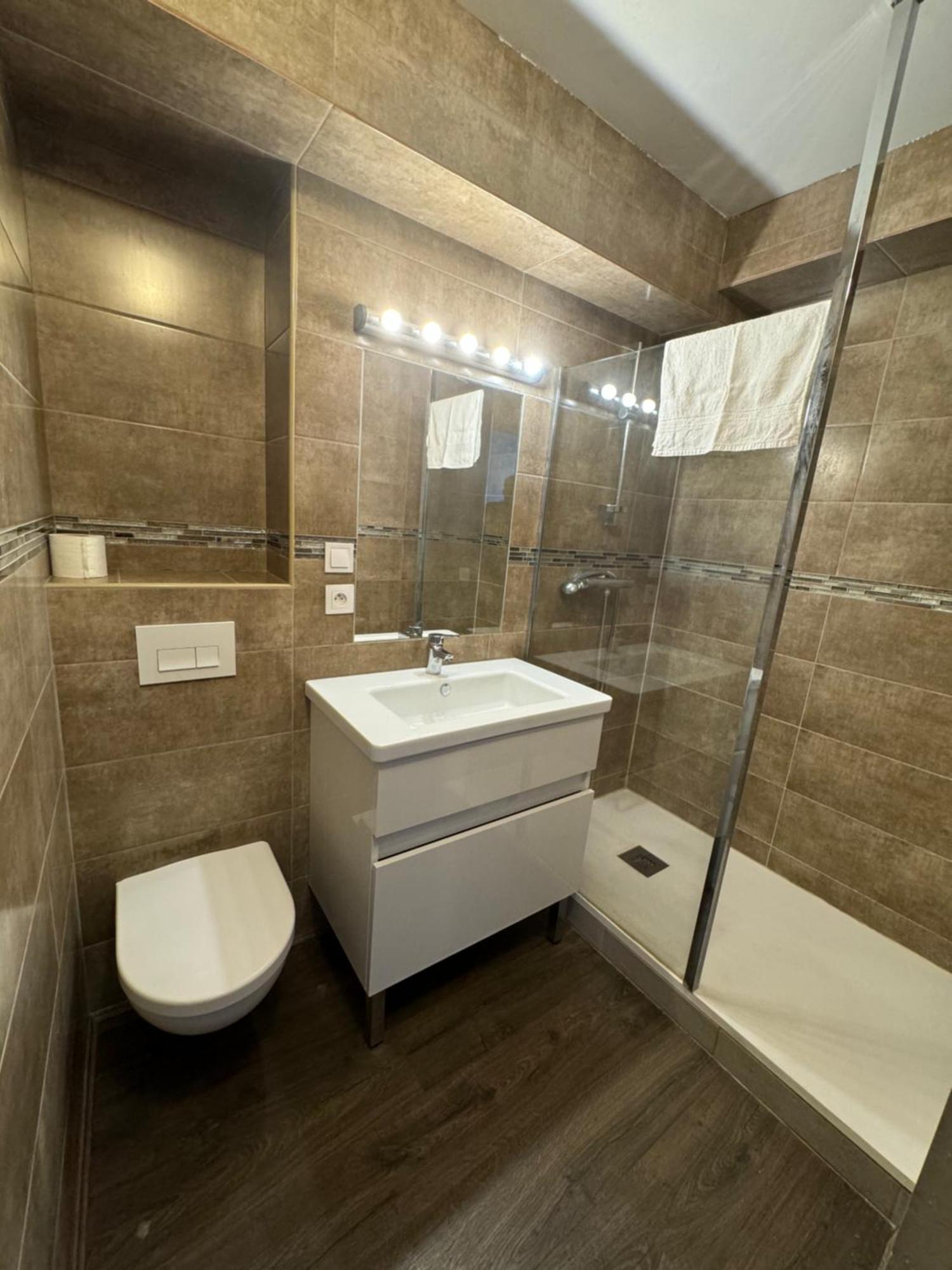 Appartement Terrasse Au Coeur De Valence 54 מראה חיצוני תמונה