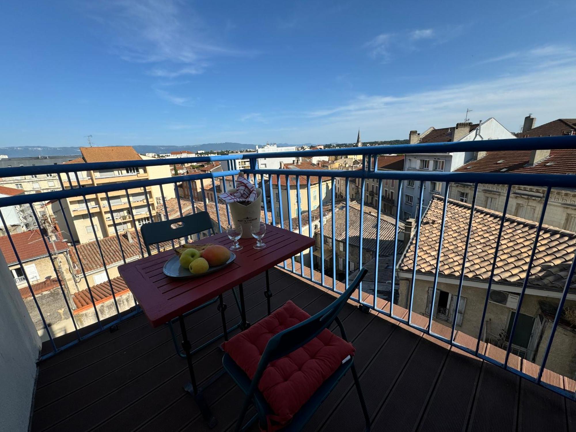 Appartement Terrasse Au Coeur De Valence 54 מראה חיצוני תמונה